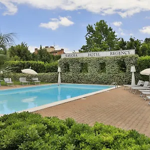 Savoia Regency Hotel Bolonia